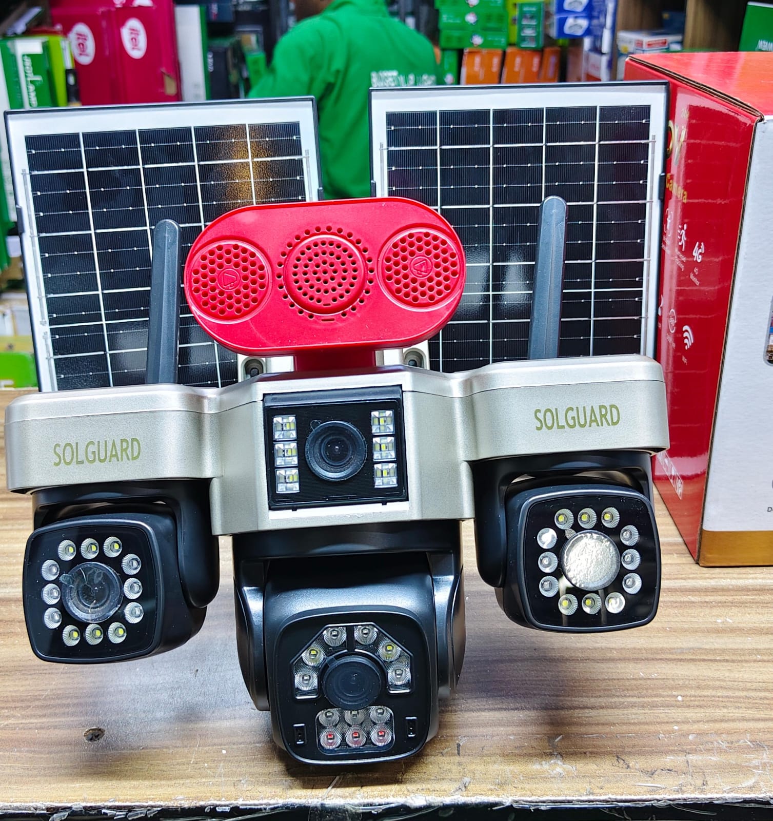 Solguard Ultra 4K Triple-Lens Solar Security Camera System